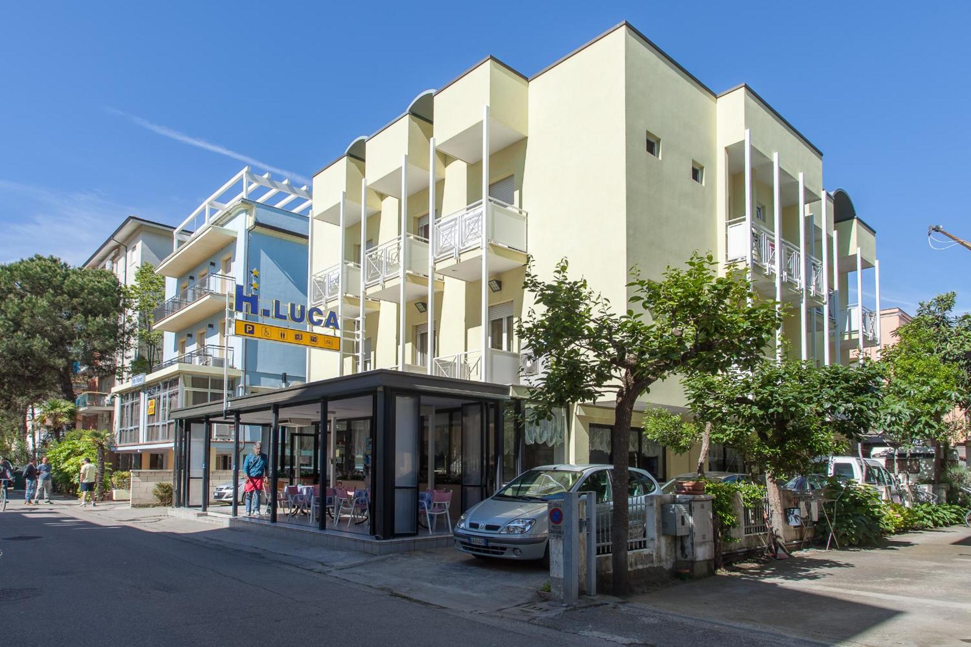 Hotel Luca Valverde  Exterior photo