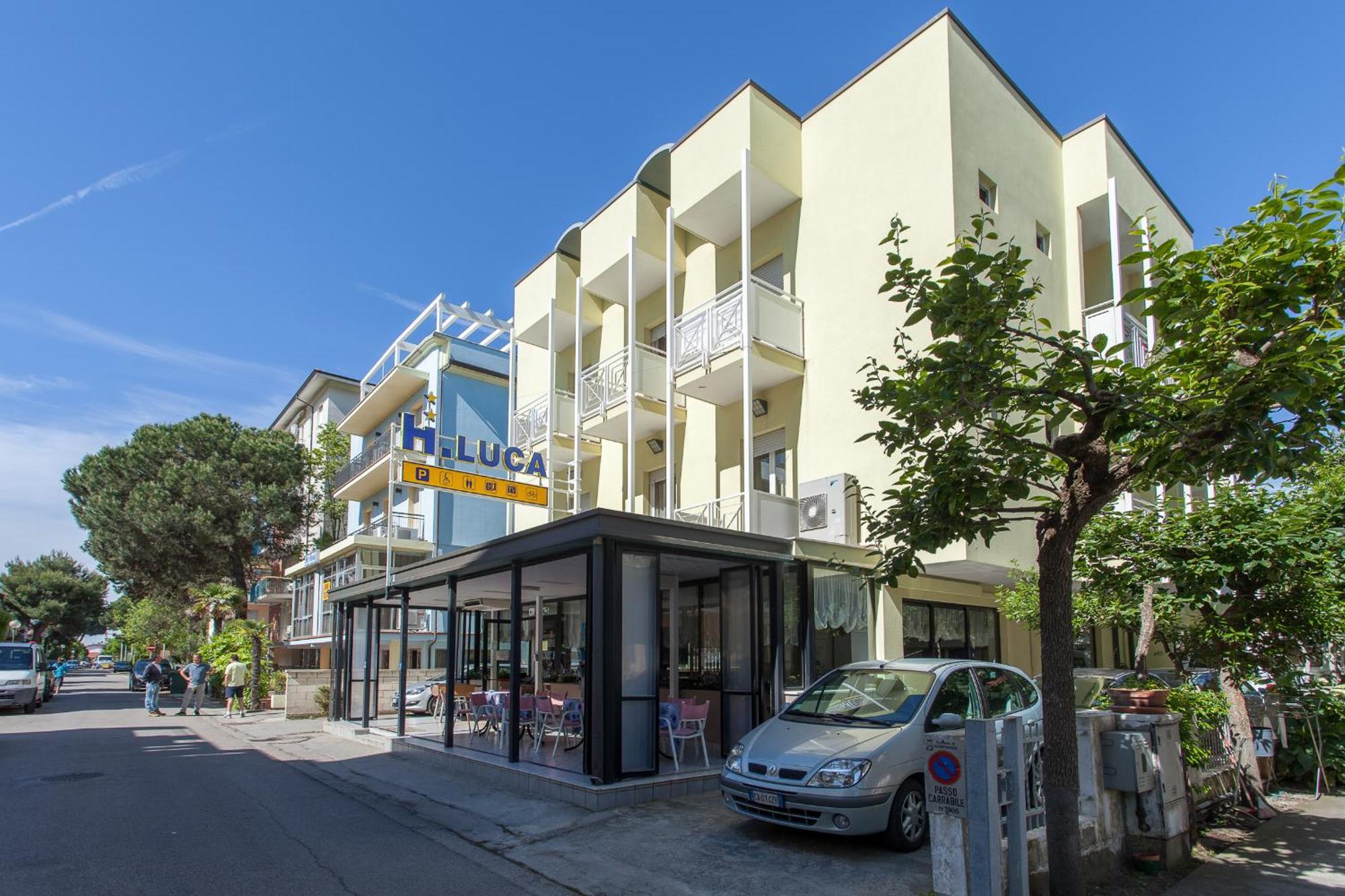 Hotel Luca Valverde  Exterior photo